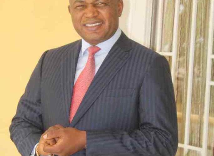 RDC/Le gouverneur de la ville de kinshasa Gentiny Ngobila Mbaka fait le constat du délabrement de l&rsquo;avenue des huilléries