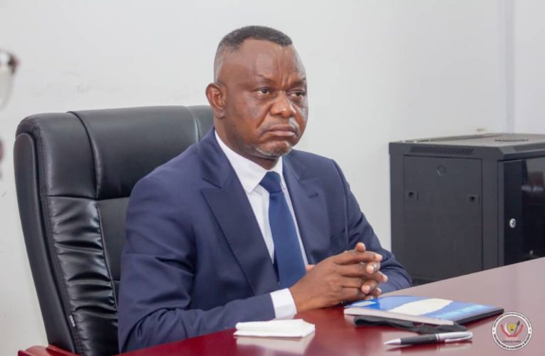 RDC/Le VPM Aselo aux travailleurs de l’ONIP : »les opérations vont commencer très bientôt »