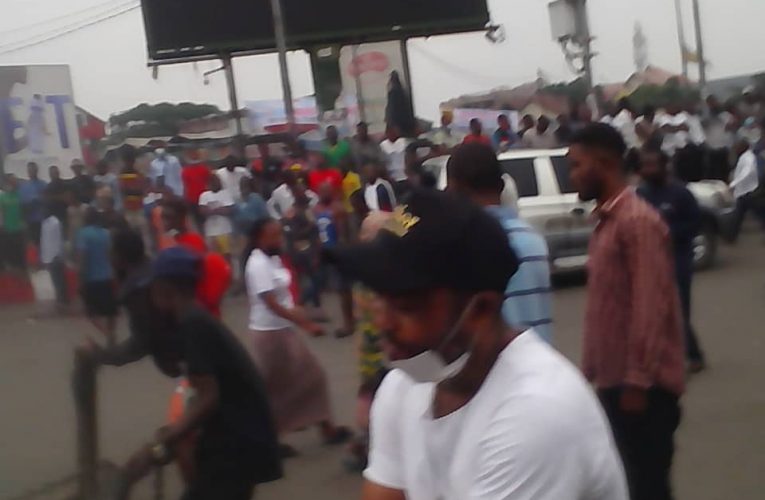RDC/Kinshasa:les chauffeurs des taxis et taxis-bus en grève
