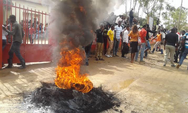 RDC-Ituri : Les étudiants de l’UNIBU protestent contre la hausse de frais académiques