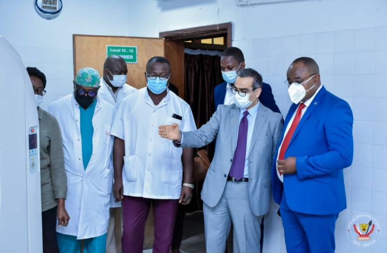 RDC/Primature : Le Premier Ministre Jean-Michel Sama Lukonde vole au secours des cliniques Ngaliema par la remise en service du scanner et de l’I.R.M