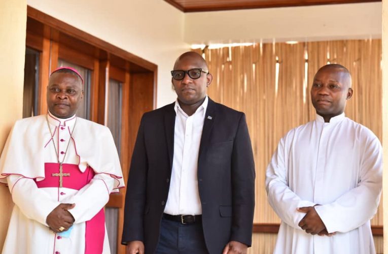 RDC/Primature:Etat de siège en Ituri: l&rsquo;évêque de Bunia soutient l&rsquo;action du Gouvernement Sama Lukonde et invite les groupes négatifs à déposer les armes