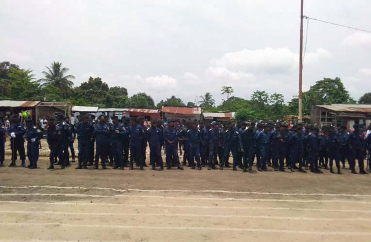 RDC/ Mai Ndombe : Port officiel des galons aux officiers promus de la police nationale