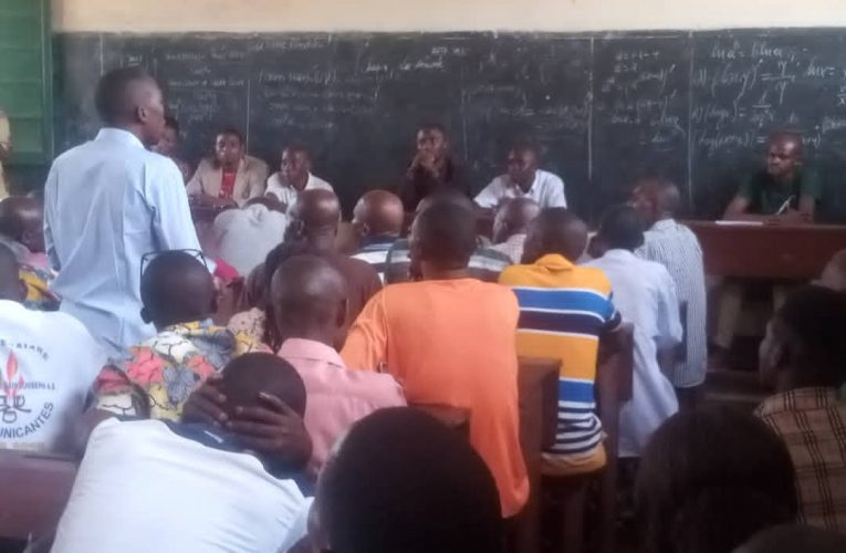 RDC/ Tanganyika : L’ intersyndical des enseignants ne débloque pas la grêve pour la reprise de cours dans les écoles publiques