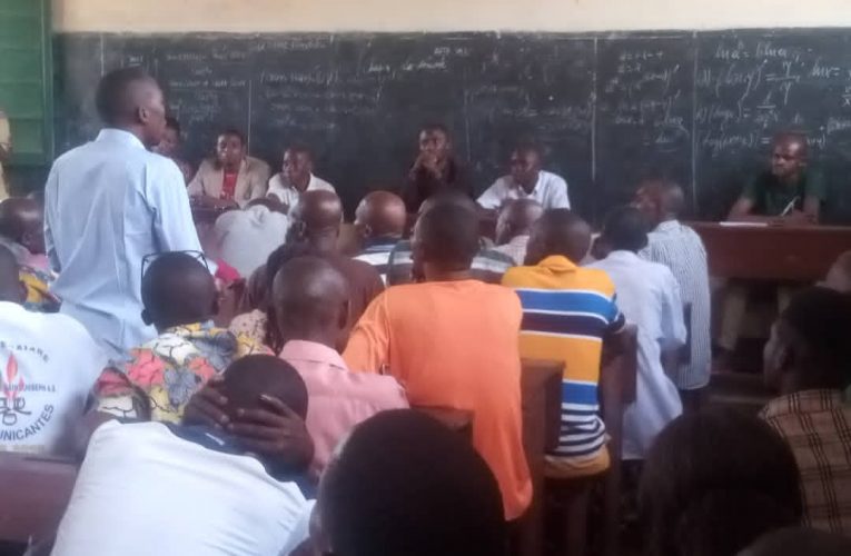 RDC/ Tanganyika : L&rsquo; intersyndical des enseignants ne débloque pas la grêve pour la reprise de cours dans les écoles publiques