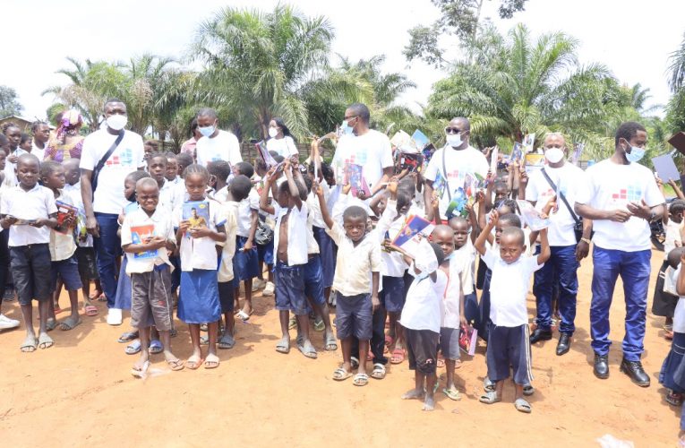 RDC/ LOMAMI : plus de 100 élèves bénéficiaires de fournitures scolaires de CIDE-RDC-Solidarité