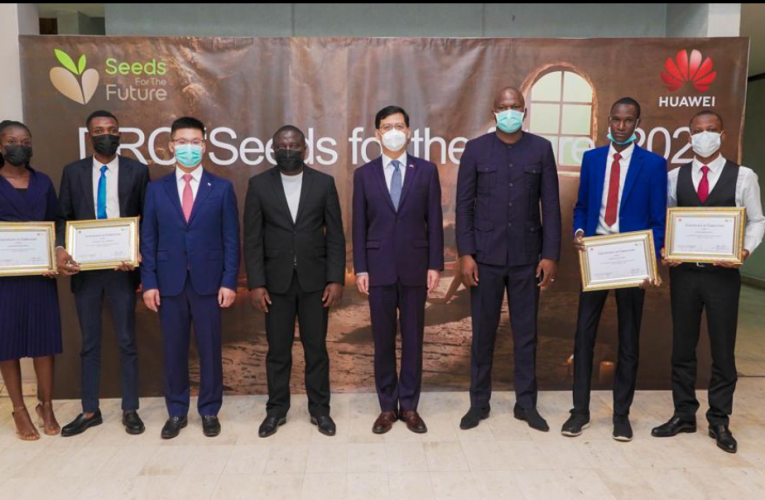 Huawei RDC : Remise des certificats aux lauréats de la sixième édition du programme Seeds for the Future