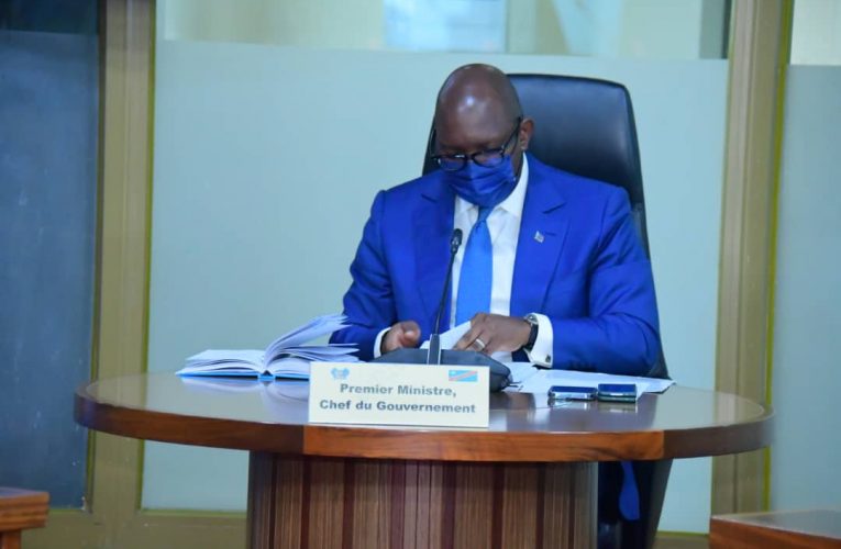 RDC/Primature :Le Premier Ministre, Jean-Michel Sama Lukonde a présidé la réunion du comité de pilotage stratégique du projet de développement à la base de 145 territoires à l’Hôtel du Gouvernement