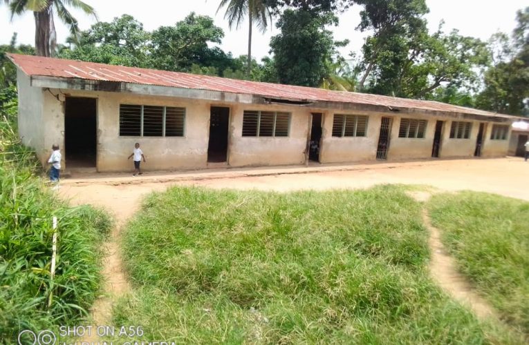 RDC/ Kasaï Central : l’école publique méthodiste est sous menace d’un ravin,les autorités locales et du gouvernement central interpellées