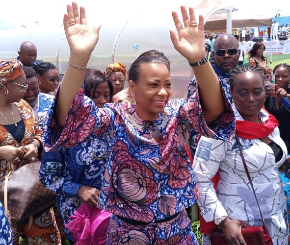 RDC/8 mars à Kalemie : Marie Olive Lembe Kabila fait un carton plein au stade Joseph Kabila