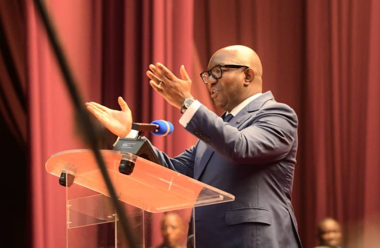 RDC/Primature/Clôture de l&rsquo;atelier de sensibilisation, d&rsquo;information et d&rsquo;appropriation du Programme de développement des 145 territoires : le Premier Ministre Sama Lukonde sollicite un soutien sans faille des députés provinciaux