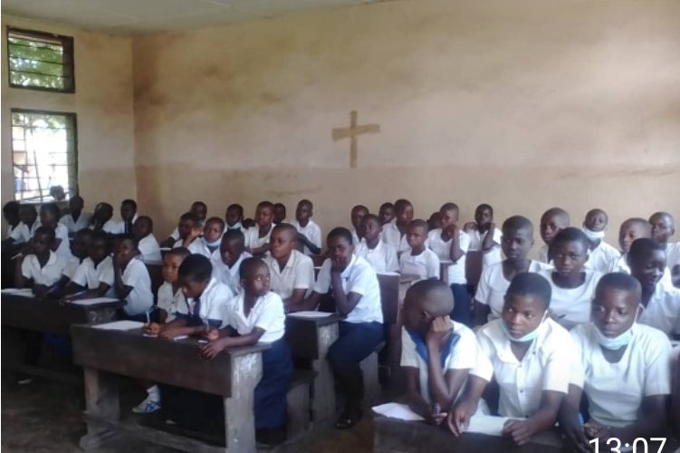 RDC/ EPST- Kasaï : les élèves finalistes du primaire terminent leur PRE-ENAFEP ce mardi 08 Mars