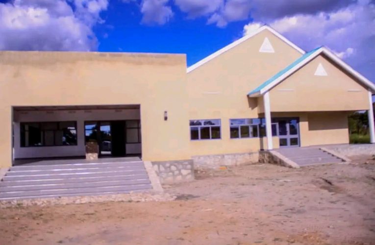 RDC/LUALABA : GRÂCE À FIFI MASUKA,LA MAIRIE DE KASAJI DÉSORMAIS DANS UN BÂTIMENT HUPPÉ ET ÉQUIPÉ D&rsquo;UN MATÉRIEL HAUT DE GAMME.