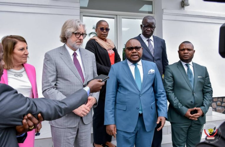 RDC/Primature :Signature de l&rsquo;avenant du cahier des charges, le Premier Ministre Jean-Michel Sama Lukonde obtient le soutien renouvelé et l&rsquo;accompagnement de l&rsquo; OIF pour l&rsquo;organisation des 9èmes Jeux de la Francophonie à Kinshasa en août 2023