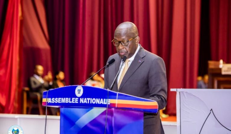 RDC/ Assemblée Nationale : Christophe Lutundula présente et défend les projets de loi de ratification