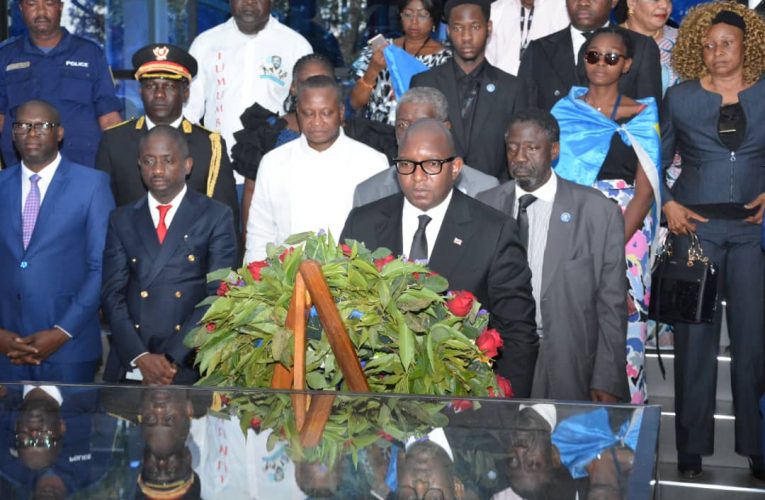 RDC/Primature/Shilamtembo : Le Premier Ministre Jean-Michel Sama Lukonde  a assisté à la messe d’action de grâce en l’honneur de Patrice Emery Lumumba 