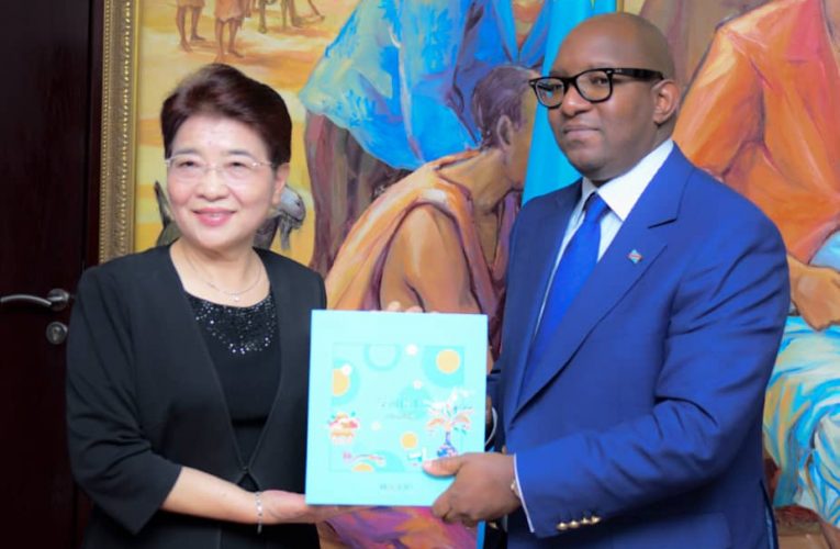 RDC/Primature :Le Premier Ministre Jean-Michel Sama Lukonde a reçu l’assurance de l’accompagnement du Gouvernement chinois au développement économique et social de la RDC