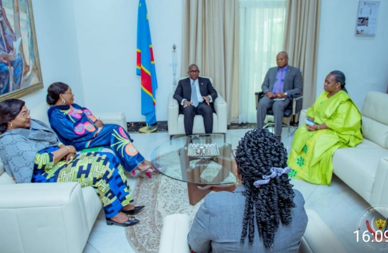 RDC/Primature:Paix en RDC et dans la Région des Grands Lacs : Catherine Samba et les femmes membres de  » Wise Women  » expriment au Premier Ministre Jean-Michel Sama Lukonde leur détermination à appuyer les efforts engagés par le Gouvernement pour relever les défis sécuritaires et humanitaires