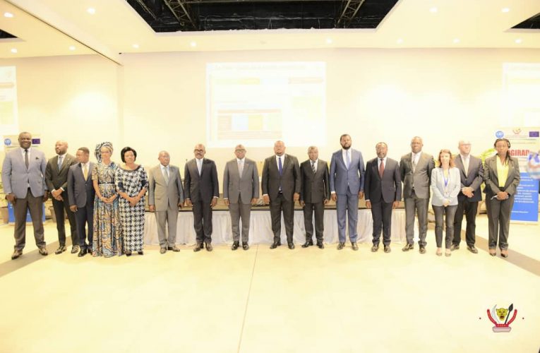 Le Premier Ministre  Jean-Michel Sama Lukonde Kyenge a  présidé la  cérémonie de lancement solennel du Logiciel de Gestion Intégrée des Droits, Taxes et Redevances du Pouvoir Central « LOGIRAD »