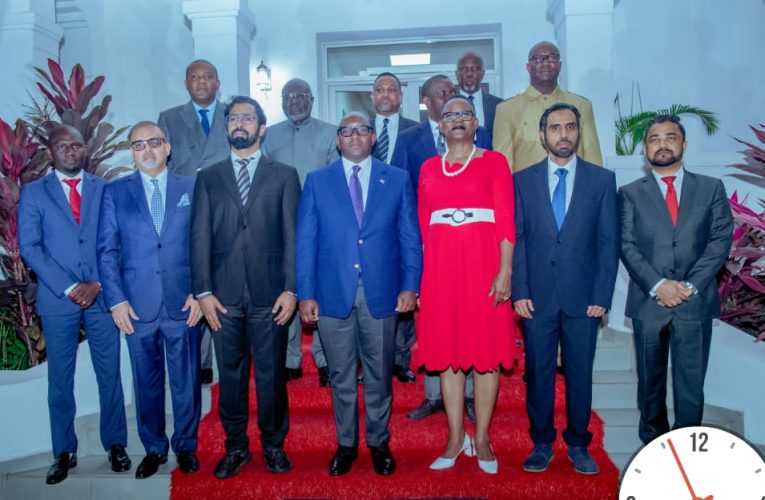 RDC/Primature:Le Premier Ministre Sama Lukonde a présidé la cérémonie de signature d’un protocole d’accord entre la RDC et les Emirats Arabes Unis pour un investissement d’1 milliard de dollars américains