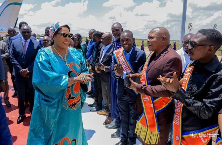 RDC-LUALABA: À L&rsquo;ISSUE DE SA MISSION OFFICIELLE À KINSHASA, FIFI MASUKA REGAGNE SA JURIDICTION
