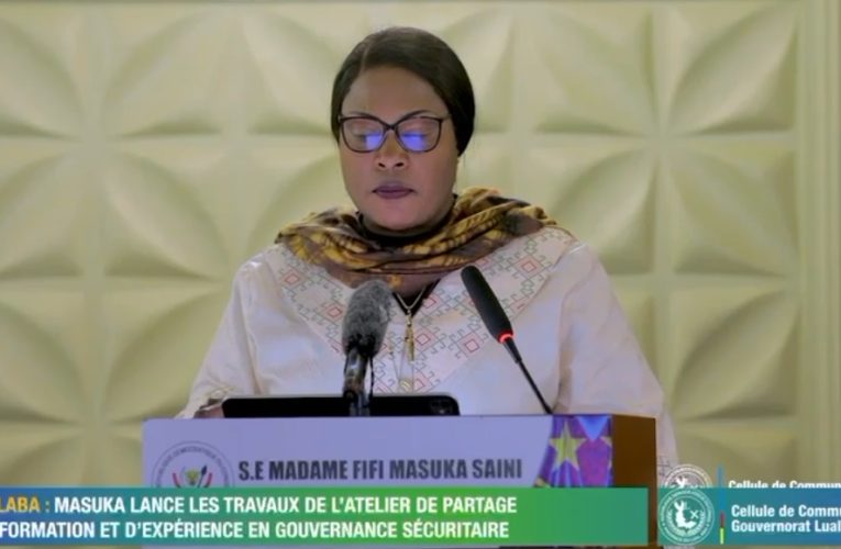 RDC/En prélude à l’installation officielle du comité provincial et du comité local de sécurité, la gouverneure du Lualaba a lancé, ce lundi 2 juin, un atelier de formation et de vulgarisation des textes légaux portant création, organisation et fonctionnement de ces deux comités, dans le cadre d’une réforme du gouvernement de la République visant à rapprocher la sécurité de la population(vidéo)