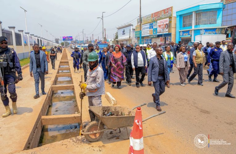RDC-LUALABA /ASSAINISSEMENT:MASUKA SAINI HAUSSE LE TON CONTRE L’INSALUBRITÉ AUX ABORDS DU ROND-POINT MWANGEJI ET DE L’AVENUE MANDRANDEL